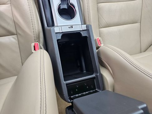 Used 2010 Ford Fusion SEL FWD image 25