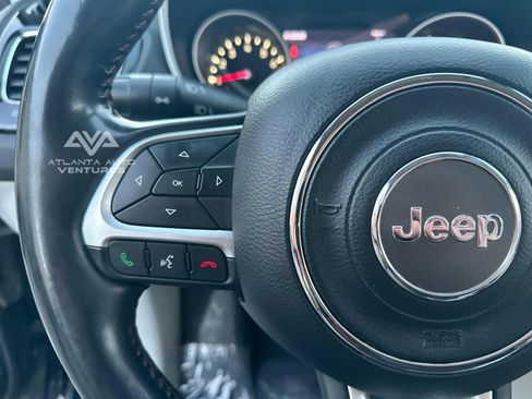 Used 2018 Jeep Compass Limited w/ Navigation Group image 43