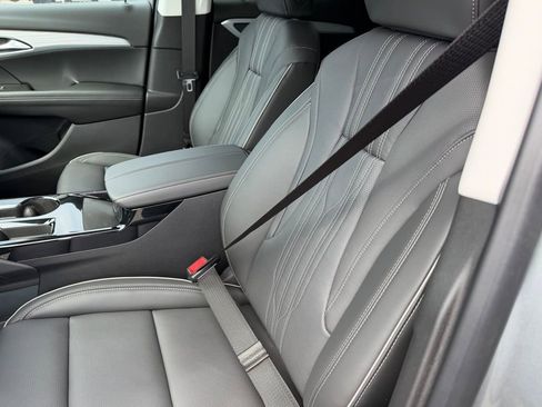 New 2026 Buick Envision Avenir image 17