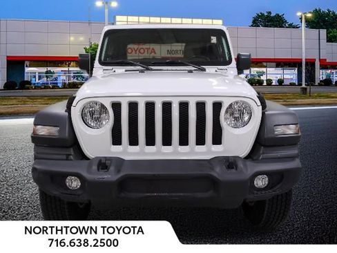 Used 2021 Jeep Wrangler Sport S image 10