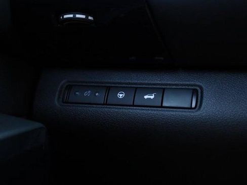 Certified 2025 Nissan Pathfinder SV w/ SV Premium Package AWD/4WD image 22