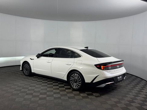 Used 2025 Hyundai Sonata SEL FWD image 8