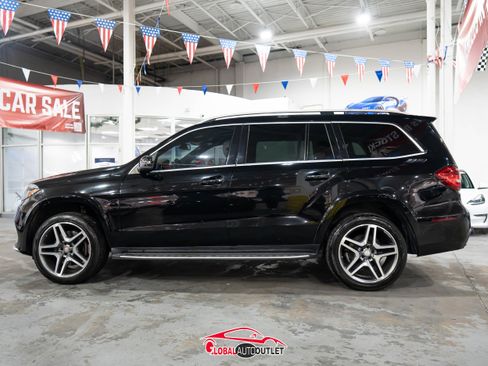 Used 2017 Mercedes-Benz GLS 550 4MATIC image 4