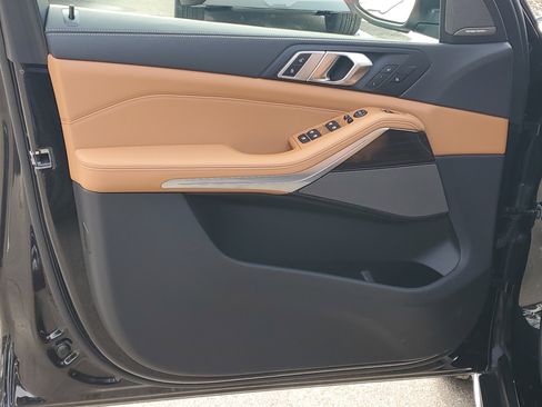 New 2026 BMW X5 xDrive40i w/ Climate Comfort Package image 5