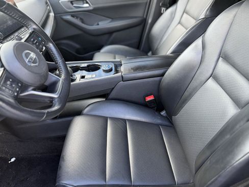 Used 2021 Nissan Rogue SV w/ Premium Package AWD/4WD image 15