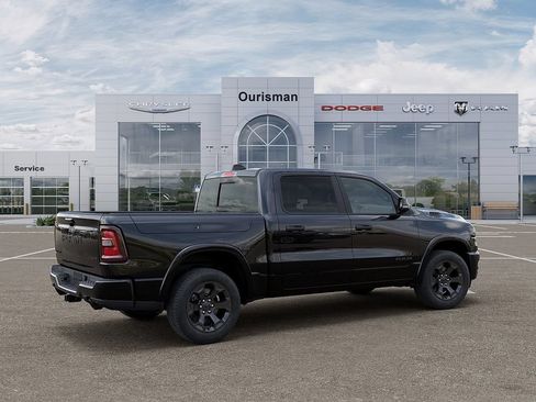 New 2026 RAM 1500 4x4 Crew Cab image 4