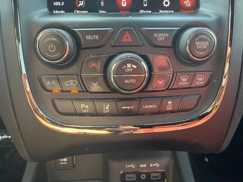 Used 2018 Dodge Durango SRT w/ Technology Group AWD/4WD image 18