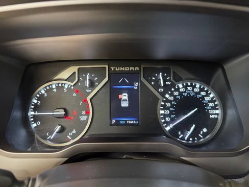 Used 2024 Toyota Tundra SR5 w/ SR5 Convenience Package AWD/4WD image 35