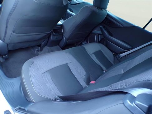 Used 2021 Subaru Outback 2.5i image 16