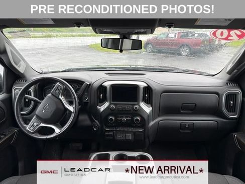 Used 2020 Chevrolet Silverado 1500 RST AWD/4WD image 15