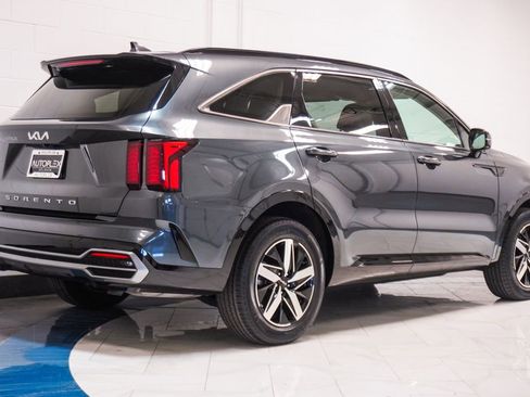 Used 2022 Kia Sorento EX FWD image 32