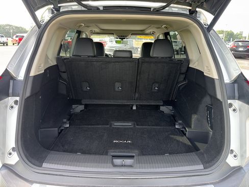 Used 2023 Nissan Rogue SL w/ SL Premium Package AWD/4WD image 19