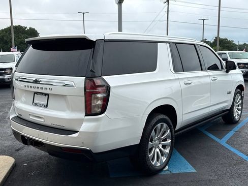 Used 2021 Chevrolet Suburban Premier w/ Texas Edition AWD/4WD image 4