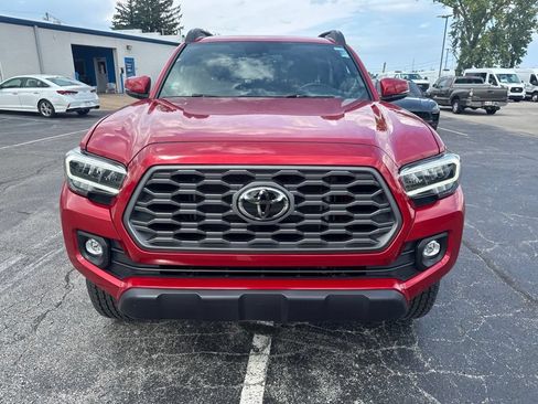Used 2023 Toyota Tacoma TRD Off-Road AWD/4WD image 14