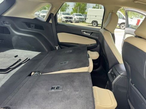 Used 2022 Ford Edge SEL AWD/4WD image 31
