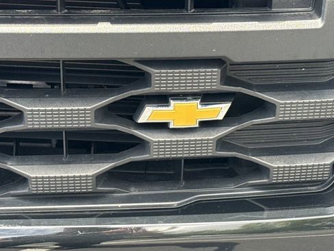 Used 2023 Chevrolet Silverado 1500 Custom RWD image 7