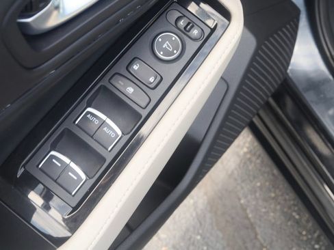 Used 2023 Honda Accord Touring image 30