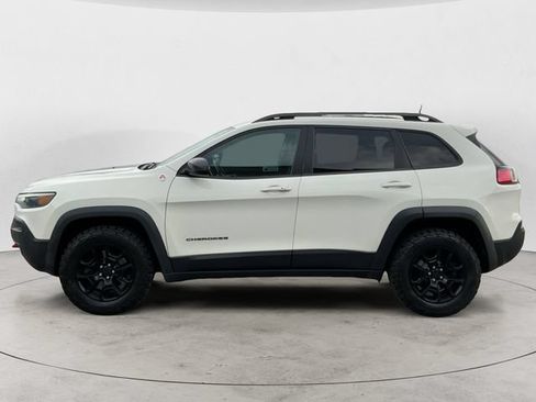 Used 2019 Jeep Cherokee Trailhawk w/ Comfort & Convenience Group AWD/4WD image 8