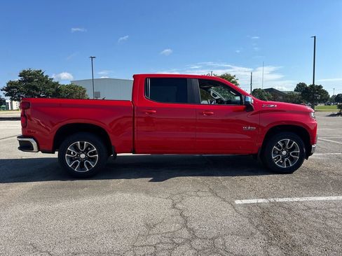 Used 2021 Chevrolet Silverado 1500 LT w/ Texas Edition Plus AWD/4WD image 8