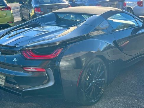 Used 2019 BMW i8 Roadster image 13