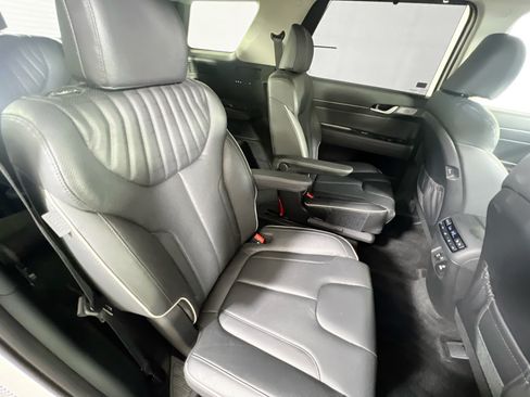 Used 2023 Hyundai Palisade Limited AWD/4WD image 28