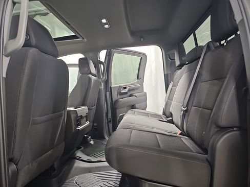 Certified 2024 Chevrolet Silverado 1500 LT Trail Boss w/ Convenience Package II image 17