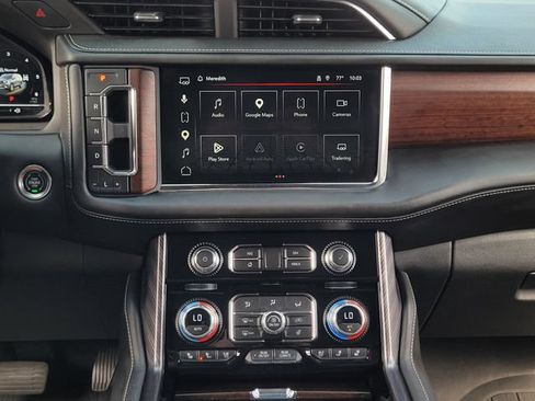 Used 2023 GMC Yukon Denali Ultimate AWD/4WD image 16