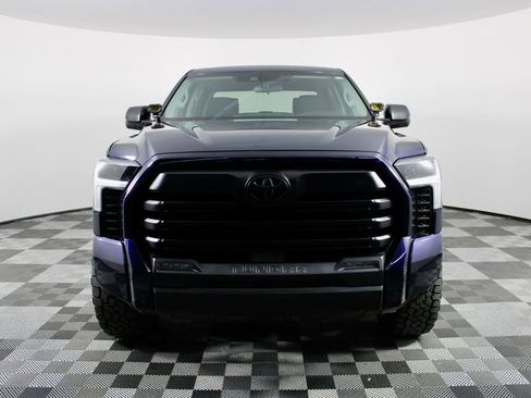 Used 2022 Toyota Tundra SR5 w/ SR5 Convenience Package image 2