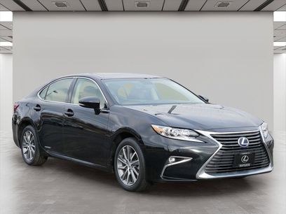 Used 2016 Lexus ES 300h 300h w/ Premium Package w/Wood Trim