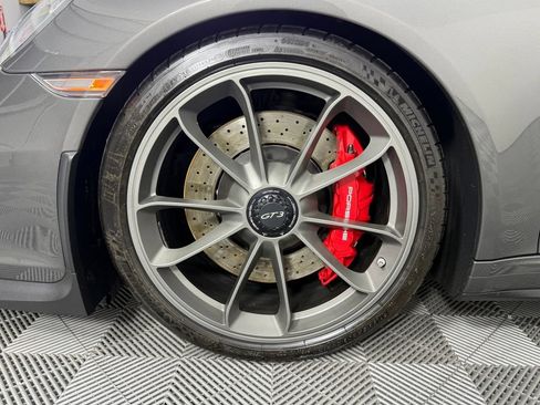 Used 2015 Porsche 911 GT3 RWD image 13
