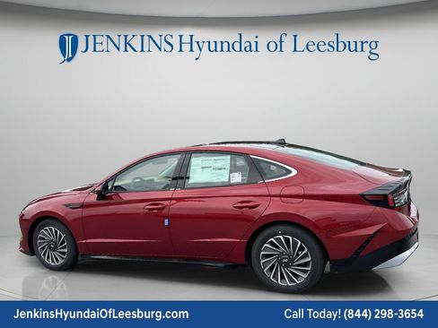 New 2026 Hyundai Sonata Limited FWD image 8