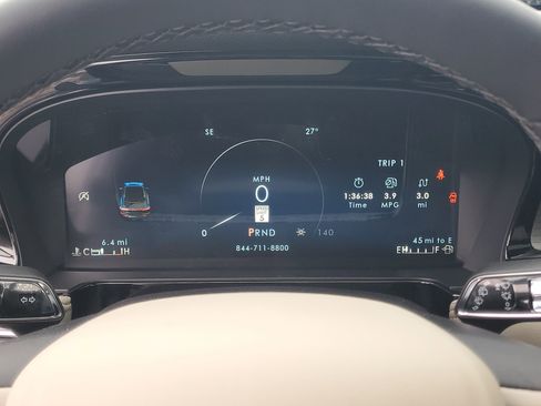 New 2026 Lincoln Corsair Premiere image 19