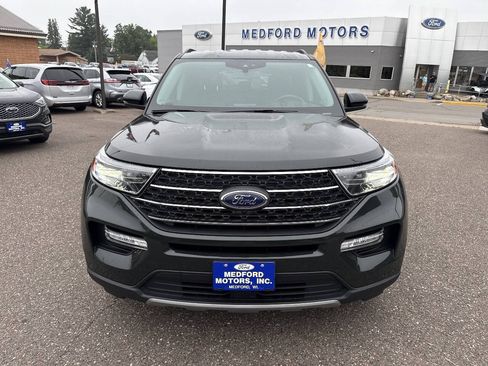 Certified 2023 Ford Explorer XLT w/ Equipment Group 202A AWD/4WD image 3