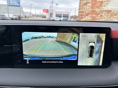 New 2025 Nissan Kicks SR AWD/4WD image 22