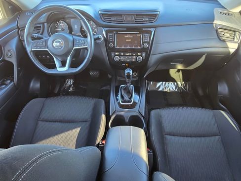Used 2019 Nissan Rogue SV image 26