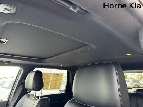 Used 2022 Jeep Grand Cherokee Limited image 22