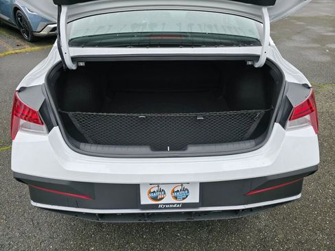 New 2026 Hyundai Elantra Blue image 14