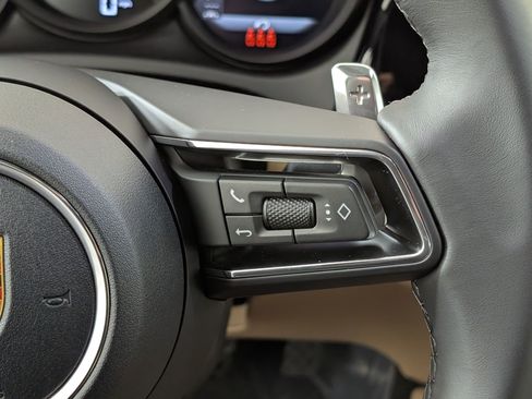 Used 2026 Porsche Macan AWD/4WD image 23