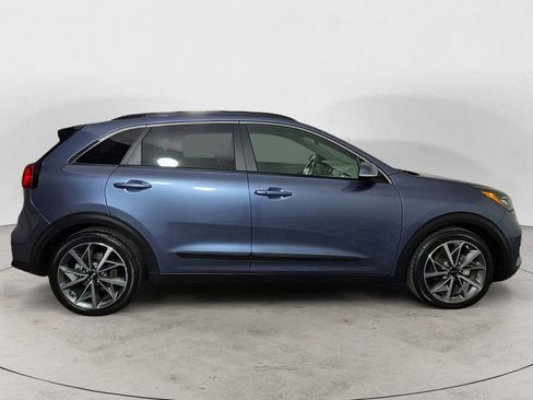 Used 2021 Kia Niro Touring image 6