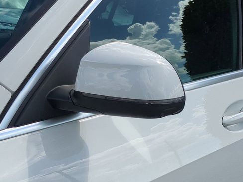 Used 2026 BMW X5 xDrive40i image 12