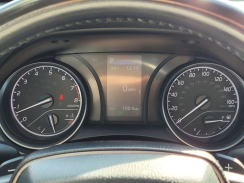 Used 2022 Toyota Camry SE image 18