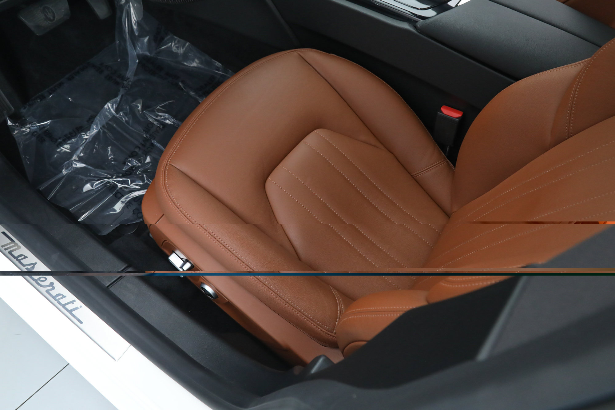 Certified 2023 Maserati Ghibli Modena RWD image 19