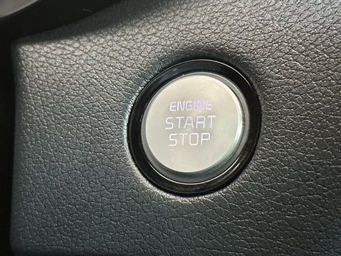 Used 2018 Kia Stinger RWD image 26