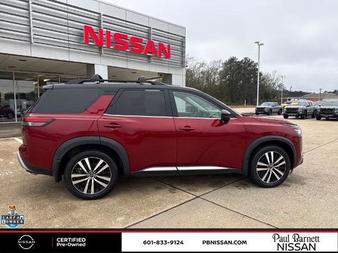 Certified 2023 Nissan Pathfinder Platinum image 12