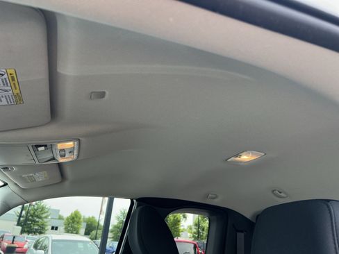 Used 2021 Toyota Tacoma SR5 RWD image 25