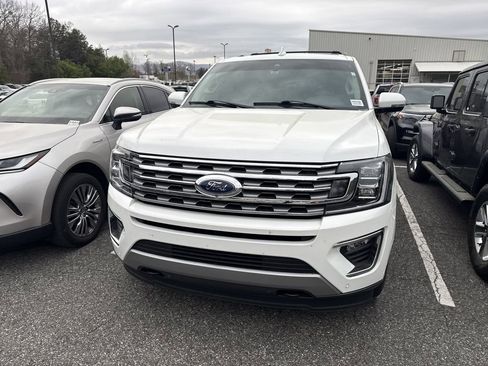 Used 2021 Ford Expedition Max Limited image 6