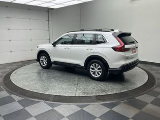 Used 2023 Honda CR-V LX video 2