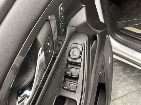Certified 2023 Chevrolet Traverse High Country AWD/4WD image 10