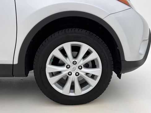 Used 2015 Toyota RAV4 Limited AWD/4WD image 29
