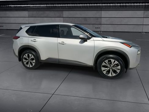 Used 2021 Nissan Rogue SV FWD image 9